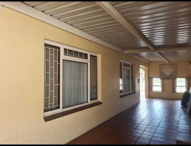 4 BEDROOM FREESTANDING FOR SALE IN ARBORETUM